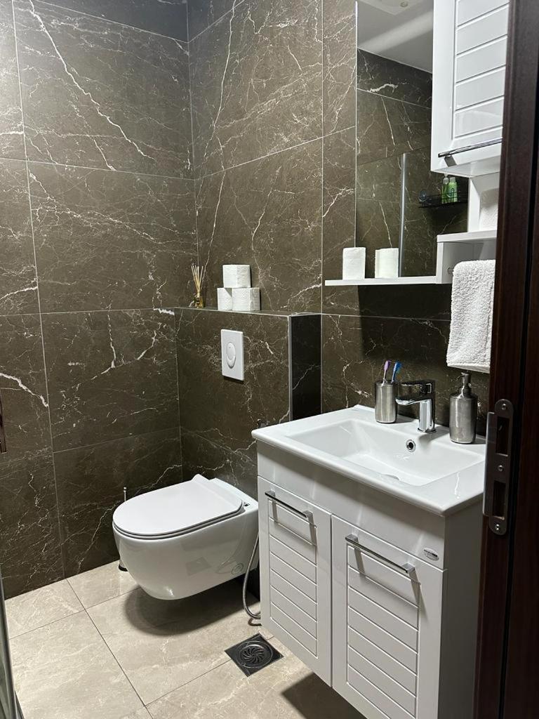 Nejra Apartment 乌尔齐尼 外观 照片